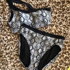 Snake print bikini